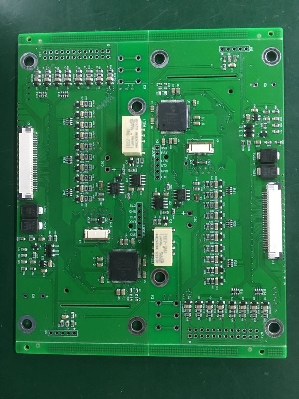Μαύρη επιφάνεια PCB RF4 για την παραγωγή πλακών κυκλωμάτων SMT