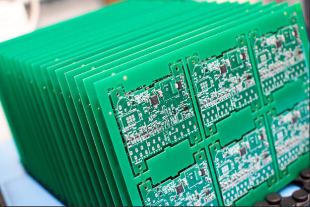 Ενέργεια μπαταρία Bluetooth Μονάδα Turnkey PCB συναρμολόγηση με υψηλή ακρίβεια LW/LS min. 0.05mm