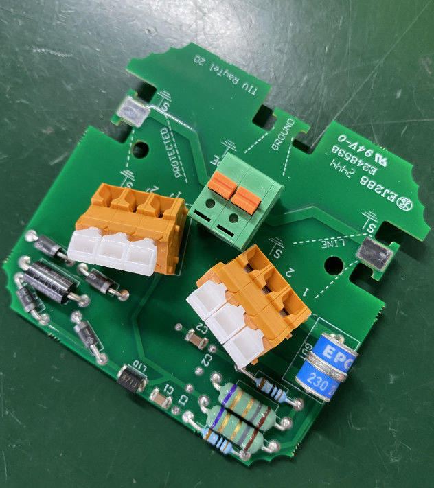 Συσκευές τηλεπικοινωνιών Κουπράνια PCB με LW/LS Min. 0,05 mm και μαύρο χρώμα μεταξοειδούς
