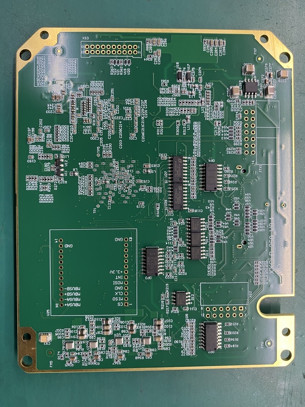 Λευκή μάσκα προστασίας ισχύος PCB συναρμολόγηση με πάχος 1,6 mm και πιστοποίηση Rohs