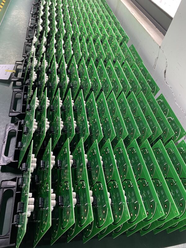 Min Πύργος χώρος 0.3mm Στροφή μικρότερη από 0.5mm Βιομηχανική PCB Επεξεργασία Max PCB Μέγεθος 600 από 1200mm Βελτιστοποιημένο για σύνθετες διαμορφώσεις PCB